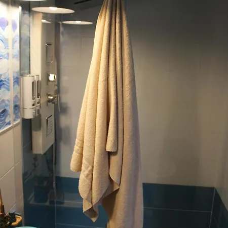 Art Gli Aironi Bed & Breakfast 3*